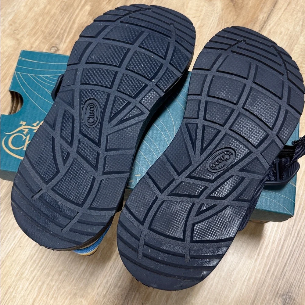 Chaco BODHI Sandals in the color âBelt Blueâ
New in box - Picture 13 of 14